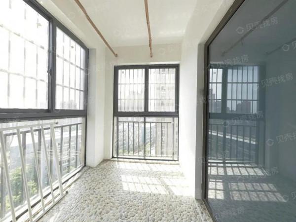 每日一房(第二天)單價9100精裝大三房