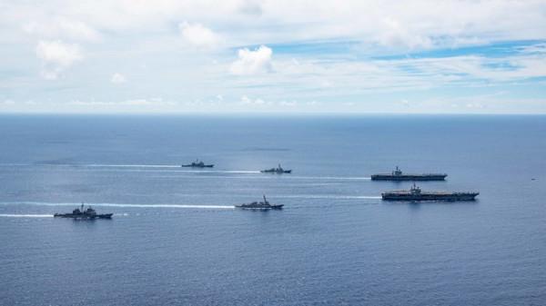 中國航母編隊前出島鏈，美日每次都能知曉，反衛星偵察已刻不容緩