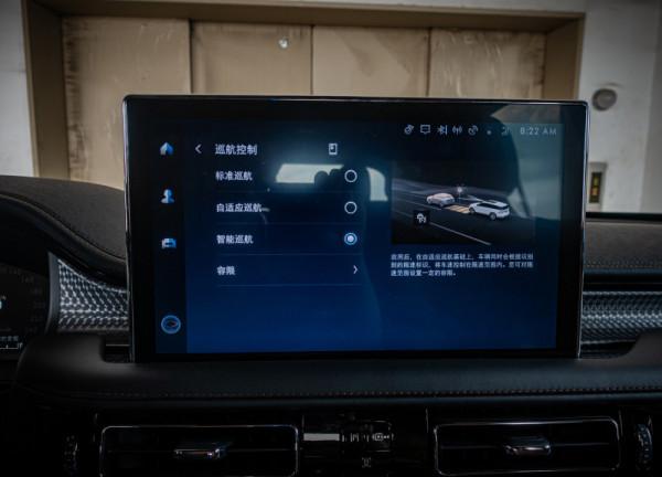 全系3.0T大V6的林肯飛行家上新款 外觀沒變 配置小幅調整