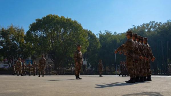 預提指揮軍士 集中加鋼淬火