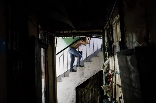 11年前,那個帶娃扛貨扛出一套房的重慶棒棒冉光輝,如今怎樣了? 11年前,那個帶娃扛貨扛出一套房的重慶棒棒冉光輝,如今怎樣了?