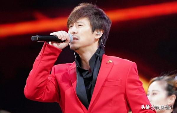 芒果臺元宵晚會陣容略顯&OpenCurlyDoubleQuote;寒酸&rdquo;，汪涵罕見缺席，荊哥只來了兩位