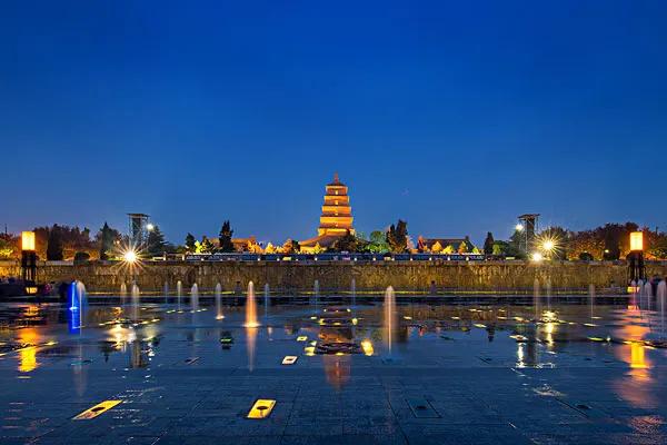 省會城市之比較：西安VS南京