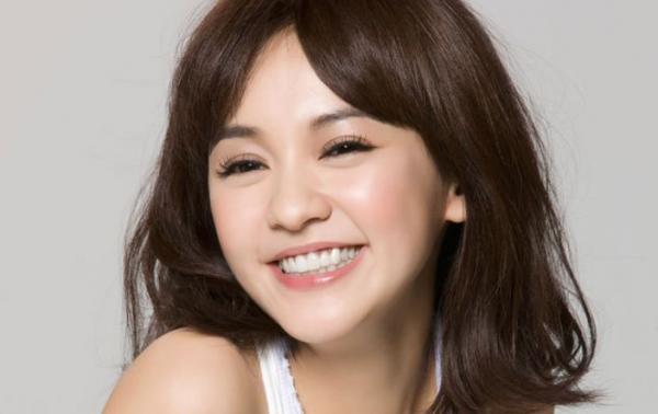 陳意涵挺孕肚出席活動，四肢纖細顏值迴歸，被調侃有“兩副面孔”