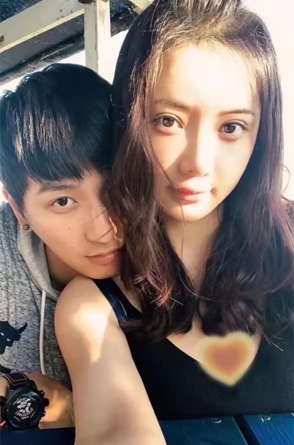 恭喜!36歲男星意外迎二胎,妻子懷孕已6個月,大兒子還不滿1歲 恭喜!36歲男星意外迎二胎,妻子懷孕已6個月,大兒子還不滿1歲