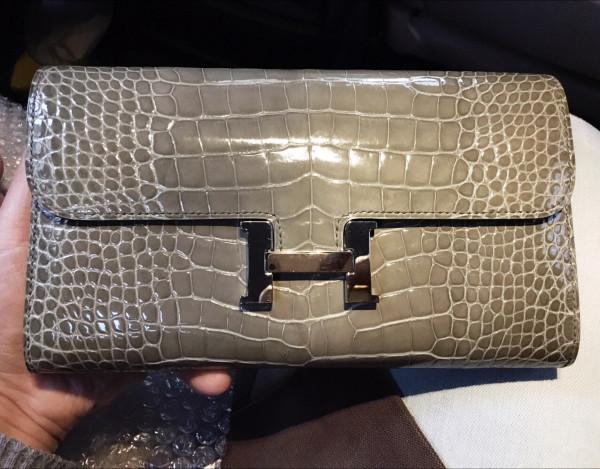 一個包能換套別墅？百萬愛馬仕包的背後，是千萬條無辜鱷魚的命