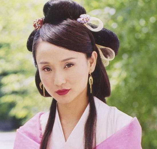 手撕緋聞小三，遭遇背叛卻不離婚，蔣雯麗遠比你想得更狠