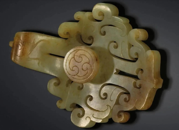 和田玉中的黃沁和黃玉到底是如何區分