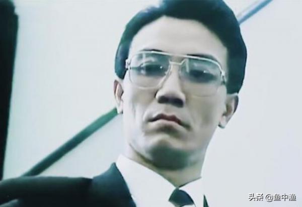 靠《亮劍》走上巔峰的李幼斌，拋棄20年糟糠之妻，迎娶三婚史蘭芽