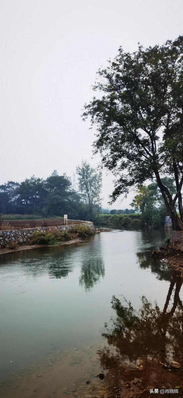 飛天山徒步，竟誤入桃源深處