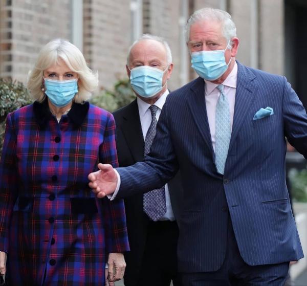 69年前，26歲的女王跟上帝約定“永不退位”，苦了查爾斯和卡米拉