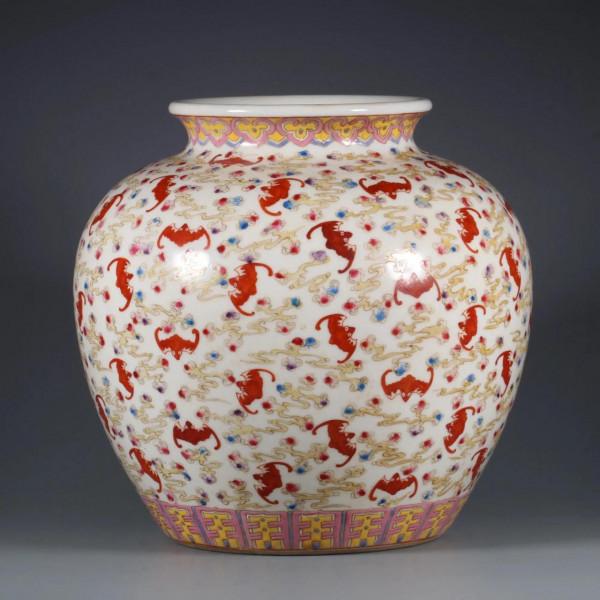 清光緒年間粉彩洪福齊天石榴罐 清光緒年間粉彩洪福齊天石榴罐