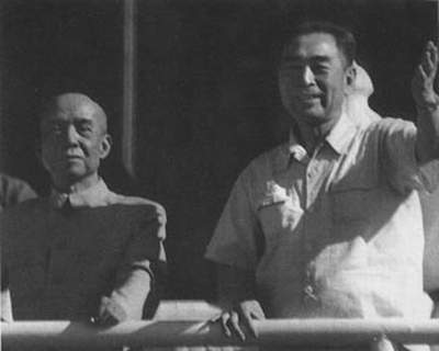 鄧小平三次擔任中央秘書長，第三次情況最特殊，與前兩次大不相同