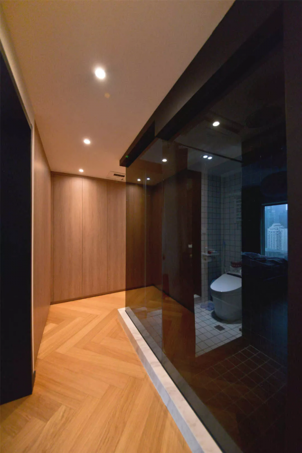 50㎡輕奢風小戶型裝修，三分離衛生間+衣帽間，看一眼就讓你心動