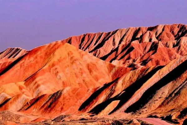 詠張掖七彩丹霞