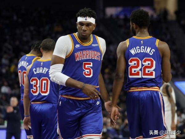 勇士為何不補強內線？記者透露：為了保障懷斯曼的出場時間