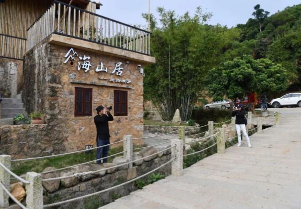 海陵島冷門村落，距今已有上百年曆史，獨具特色為本地靚麗名片