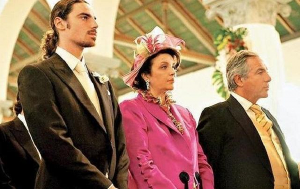 中國女孩嫁入比利時王室，成首位中國籍王妃，11年過去她生活怎樣