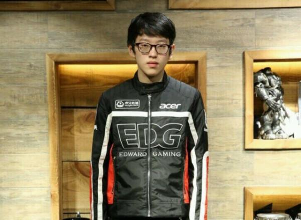 球王會說球:Scout希望在S11世界賽中與Faker相遇,並全力戰勝他 球王會說球:Scout希望在S11世界賽中與Faker相遇,並全力戰勝他