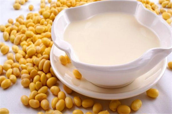 補鈣只喝牛奶?蔬菜和豆類也是補鈣的好幫手 補鈣只喝牛奶?蔬菜和豆類也是補鈣的好幫手