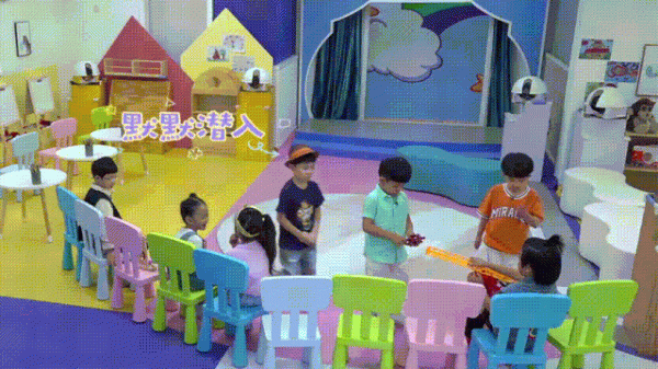 幼兒園高畫質監控下,藏著我們最想知道的娃的“社交”秘密 幼兒園高畫質監控下,藏著我們最想知道的娃的“社交”秘密