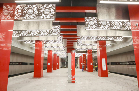 莫斯科市長為洋溢著“中國風”的米丘林地鐵站點贊 莫斯科市長為洋溢著“中國風”的米丘林地鐵站點贊