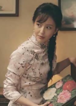 《霞光》中誰是大姨？想起了《新世界》中的小紅襖，一切皆有可能