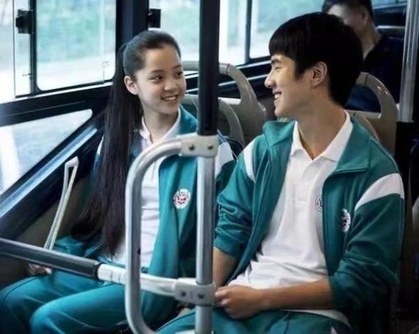 沒演技沒作品，歐陽娜娜、陳飛宇、竇靖童等，別再撈快錢了