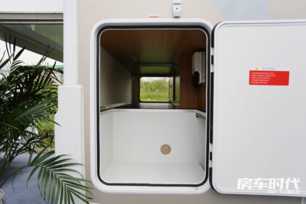 隆翠凱歌C630雙拓旅行版 大空間質感享受 開啟美好精緻的車旅生活