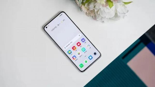 新年換新機，裝X神機，效能小怪獸4款機型推薦