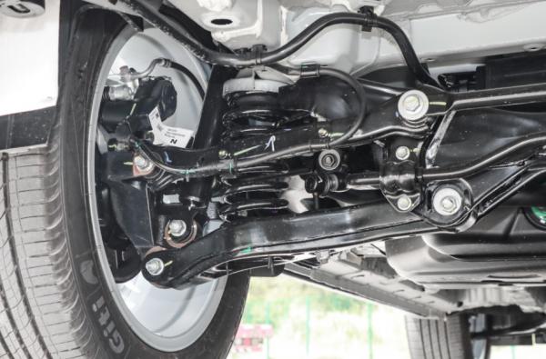 預算10萬左右選SUV，歐尚X7PLUS怎麼樣，哪款車型更實惠？