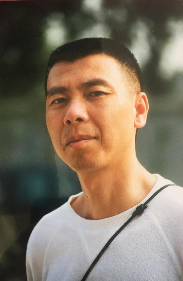 馮小剛:拋棄結婚15年的原配,40歲娶小10歲徐帆,63歲至今不生娃 馮小剛:拋棄結婚15年的原配,40歲娶小10歲徐帆,63歲至今不生娃