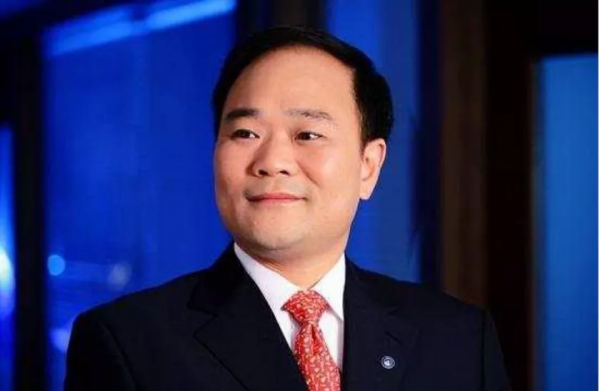 搶飯碗毫不留情！繼小米雷軍宣佈造車後，吉利李書福要造手機了