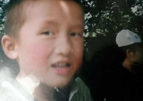 40歲醜男巨興茂的“清醒”，撕開了多少明星的遮羞布