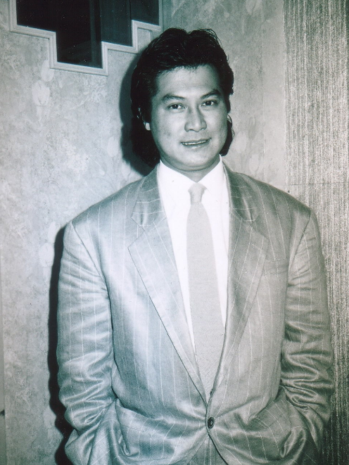 被偏愛的“隱世大佬”鄧光榮，與十幾位港星的愛恨情仇太精彩