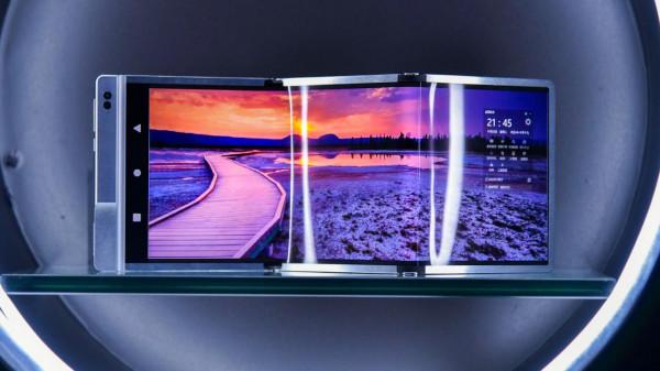 摺疊元年，2022年手機市場展望