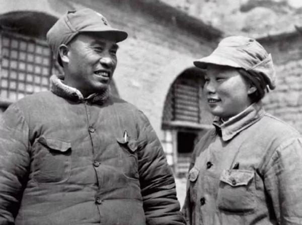 1950年四川一地主家搜出借據,上報後驚動中央,朱德:是我欠的 1950年四川一地主家搜出借據,上報後驚動中央,朱德:是我欠的