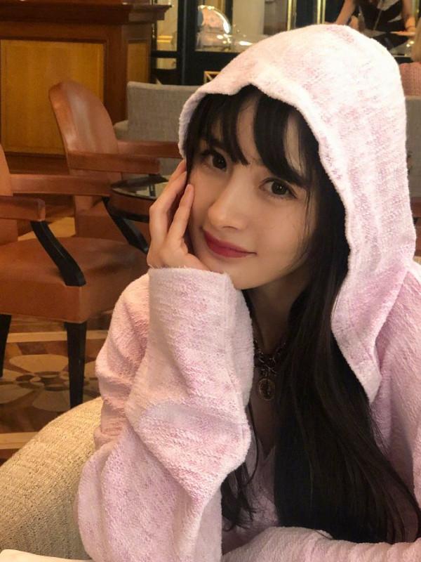 “狐狸美人”楊冪的升級打怪史，小說都不敢這麼寫