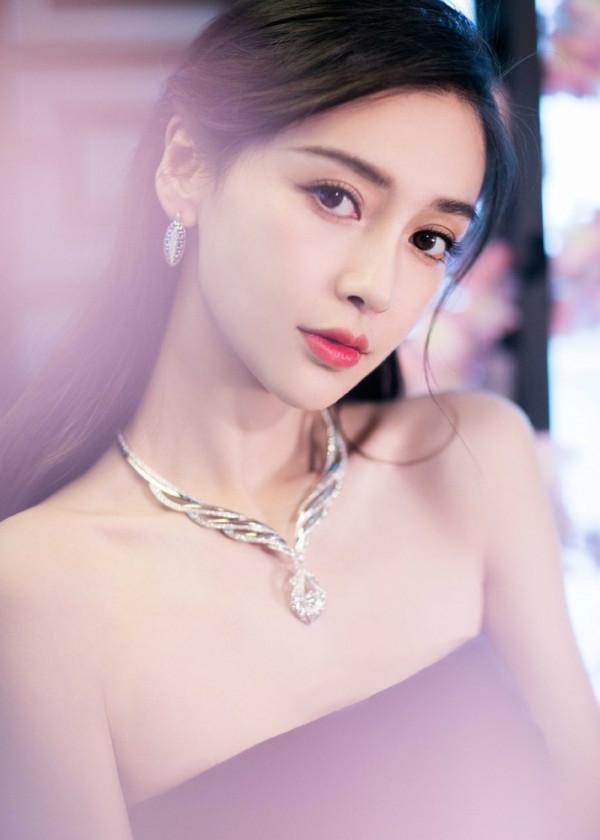 angelababy——天生貴氣珠寶麗人顯時尚 angelababy——天生貴氣珠寶麗人顯時尚