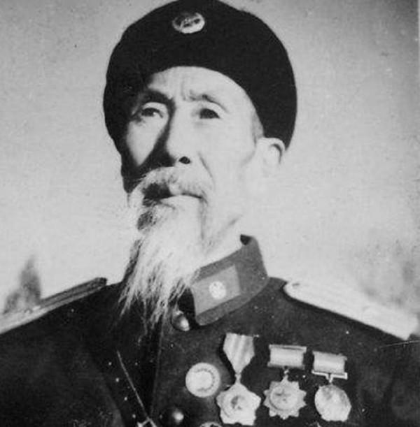 1955年授銜，蔣維平提出一特殊要求，毛主席：他功勞大，給個特例