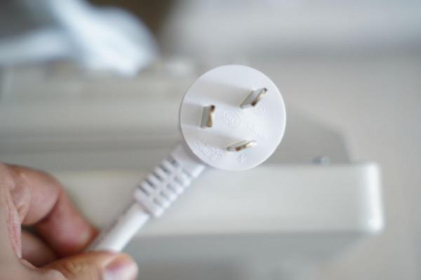 恆溫舒適不幹燥,橫評對比兩款全屋取暖器,哪款更值得買? 恆溫舒適不幹燥,橫評對比兩款全屋取暖器,哪款更值得買?