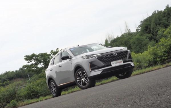 看得見更摸得著的提升,場地試第二代CS55PLUS 看得見更摸得著的提升,場地試第二代CS55PLUS