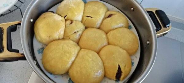 香噴噴的大黃米粘豆包好吃到停不下來