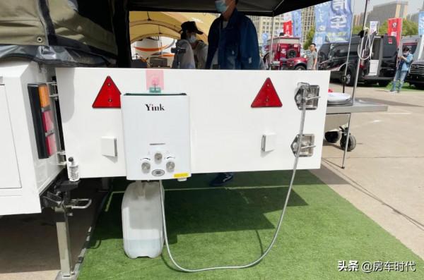 可以摺疊的房車！不到5萬 拉著澳途小坦克側翻A1拖掛體驗露營野炊