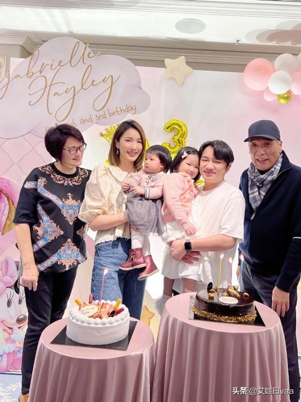 王祖藍一家6口為女慶生！老婆穿牛仔褲最高，祖孫三共用一個鼻子