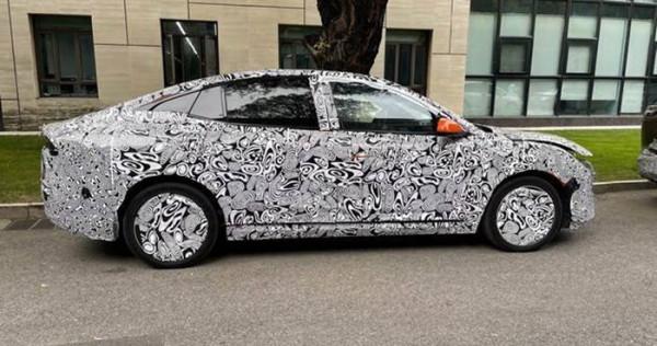 威馬M7諜照曝光,基於概念車Maven打造 威馬M7諜照曝光,基於概念車Maven打造