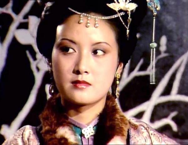 要真正看懂《紅樓夢》，弄懂賈府的經濟狀況至關重要