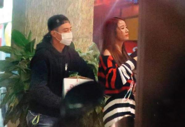 林心如霍建華為女兒辦生日宴 恩愛合體其樂融融