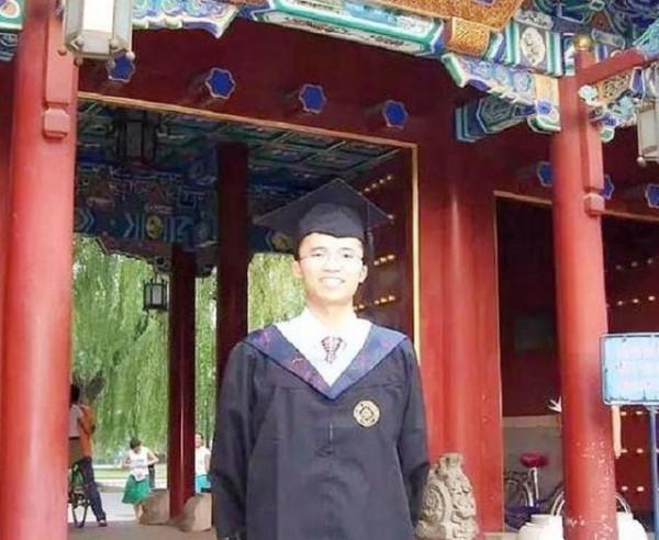 譚志佳：那個考上北大的廣東小夥，後來沒忘自己家鄉