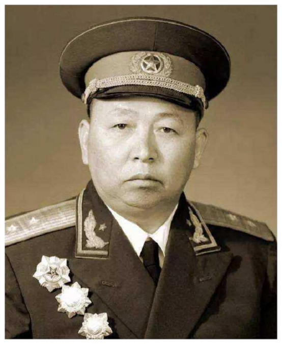 一個炊事班,出了3個開國將軍,中將班長帶出了2個上將兵 一個炊事班,出了3個開國將軍,中將班長帶出了2個上將兵